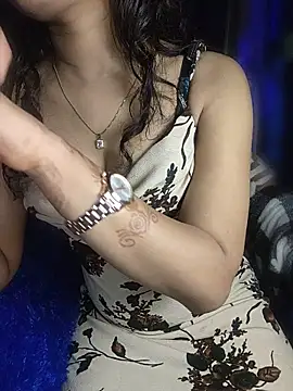 Mishti_doi - full nude in public