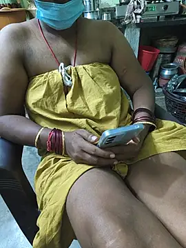 Tamilselviroja- - 😍full body oil massage 😍