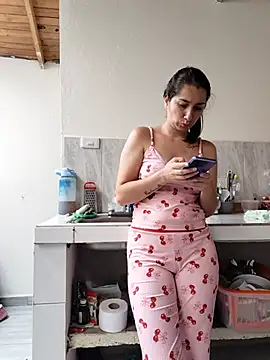 Lipzzy_sun20