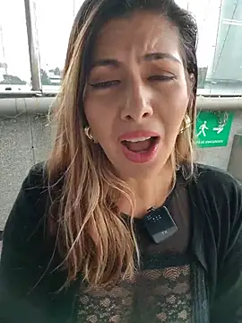 Scarlett_moore - No pantys