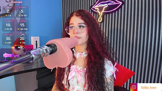 Valka_teen1 - Put Machine In Pussy