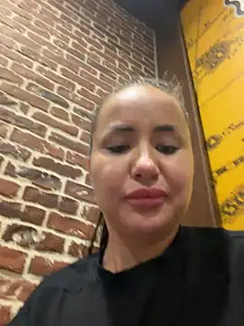 Beautydiamond - Fuck my ass whit 2 fingers in caffe