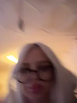 Steffi_Snowbunny - Squirt+4 Video Last Tipper😼💦