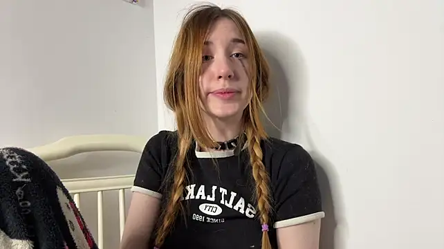 Lady_bb_anna - Show my panties from front and back