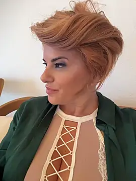 Selvaggia_official83 - strip tease sexy