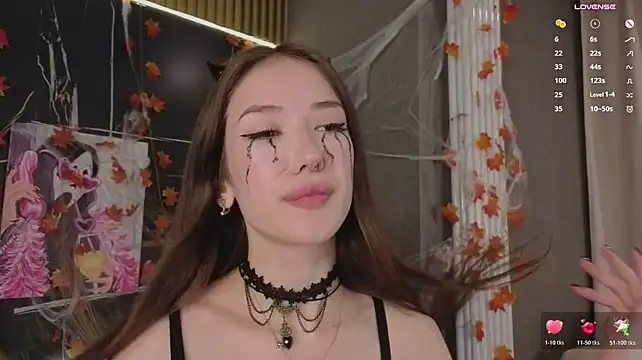 Tinyanie - Doggy booty slaps each 10tks