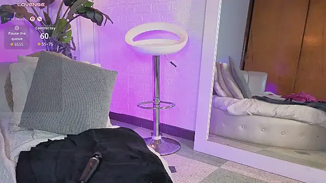 MarScarlett - Slide pantys and close up ass🕷️