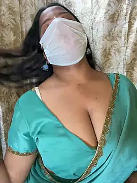 Bangalore_Chennai_Couple - Boobs show