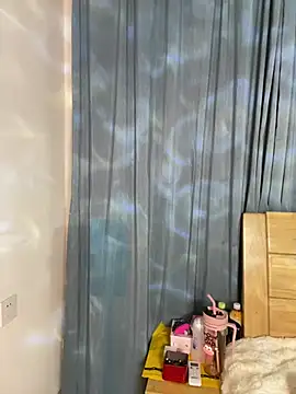 Qingqing258 - 亲爱的哥哥们晚上好 今天青青特写bb➕喷水 哥哥们快来盘青青呦