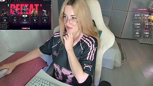 Lunar_Whisper - make my pussy wet