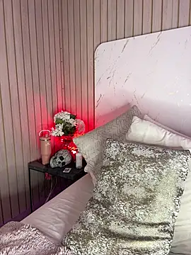 Bella_loverr - spanks ass x15