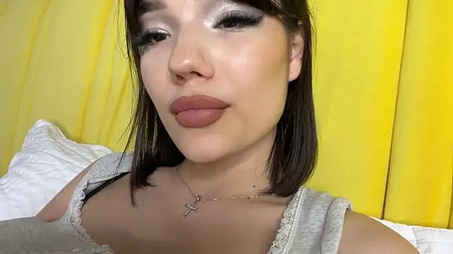Barbie_Aria - TWO FINGERS IN MY PUSSY