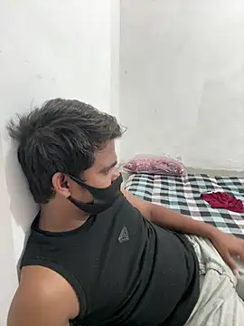 Aisha_Veer