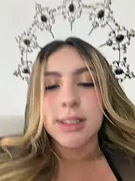 Cloee_Rainbow1 - ride my dildo until I cum 🥵🤤💦