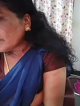 Sindhu_tamil00 - Boobs oil massage