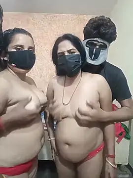 Hot_bhabhi2 - Boobs show