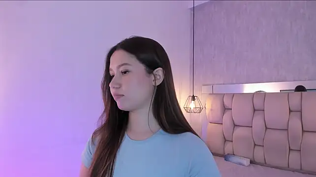 Roxie-Summers11 - shake ass