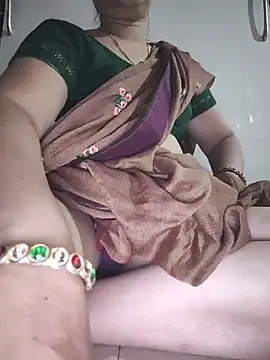 Indianhotwife639 - Boobs pusssy enjoy
