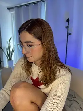 Hi_Soyfer - Fingering pussy🙈💦