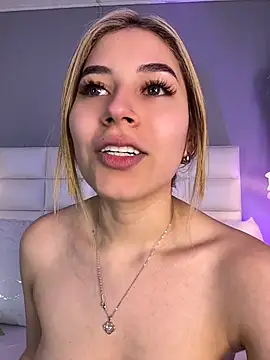 Alessia_Blazee30 - Whipped cream on my Boobs