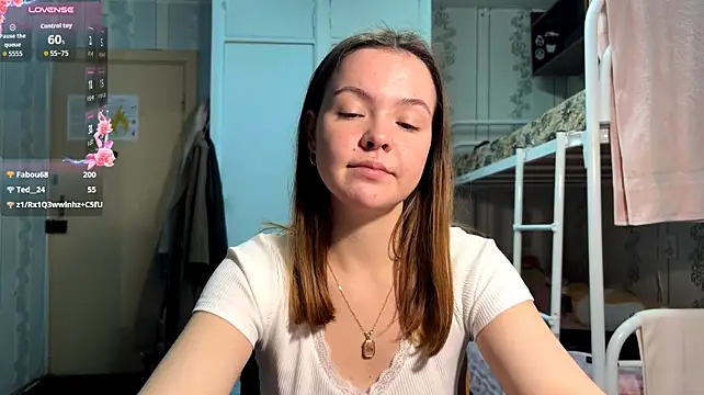 AmmyHolly - flash boobs