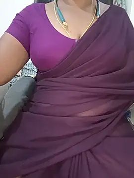 Tamil-hotwife - Oil massage on pussy