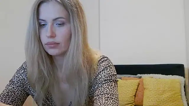 Lika_Soul - spank pussy