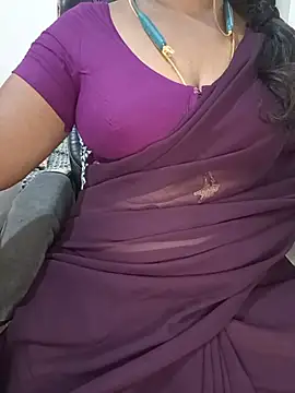Tamil-hotwife - Oil massage on pussy