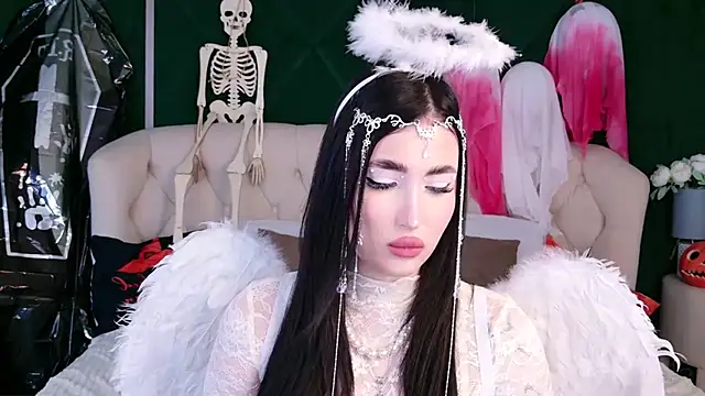 EmmaLawrens - very deep throat 23cm