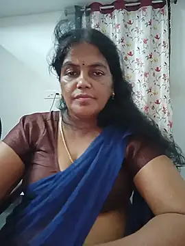 Sindhu_tamil00 - Boobs oil massage