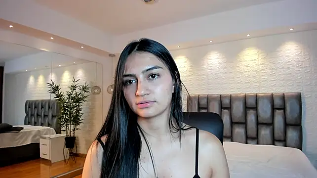 AidaJones - Control my toy + cum 🥵🥵🔥