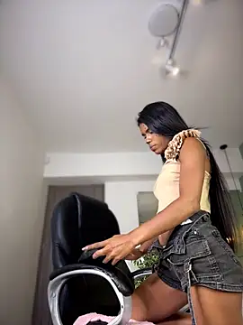 Alana_salazar - Lush control – 2 minutes