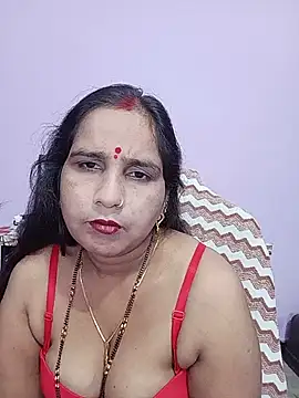 Reema05 - Dildo in anal pamp