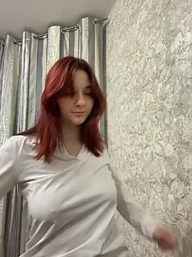 SaintMaya - Show your breasts and spank her👅❤️