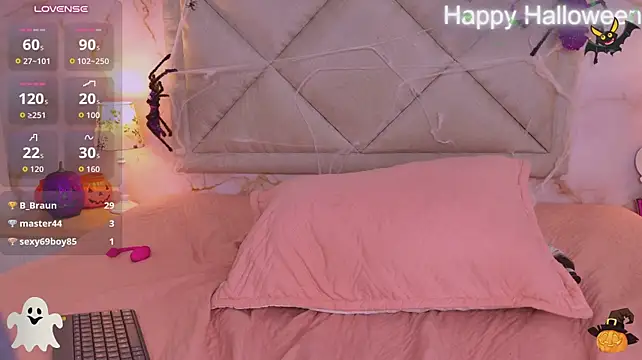 Bellamooretti - Spider fingers in pussy + Moans Hard 🤘