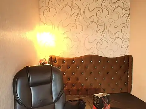 HannaCarrter - Show tits and spit them🖤😈