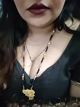 Mayuri77 - Pussy show