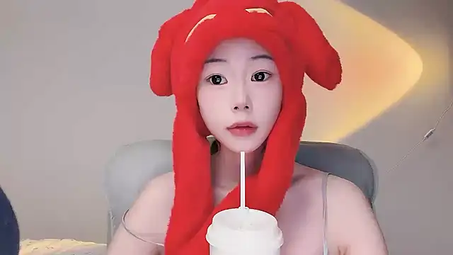 Vivi_an - 今天是万圣节 自我介绍一下我是喜欢你的胆小鬼
