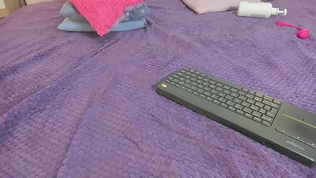 Mask_red_girl - TWO TOYS IN MY ASS