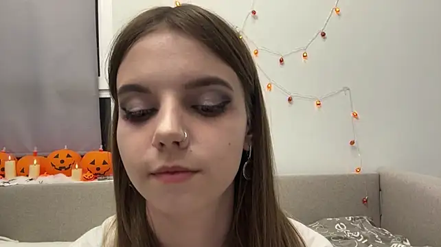 LisaPorse - show belly + show tongue