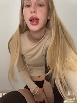 Kira_mia - SPIT ON PUSST&MAKE FINGERS FUCK IT