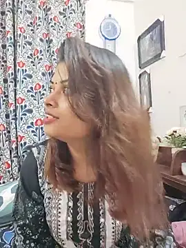 Sexy-Aroti03 - Oilling My Sexy Pusy Hole