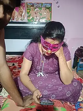 Kdamini - Full nude
