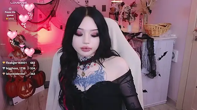 Emma_Kirks - Happy halloween Emma
