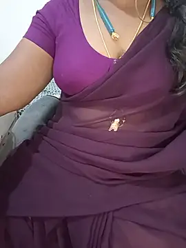 Tamil-hotwife - Oil massage on pussy