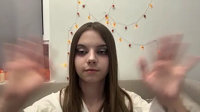 LisaPorse - show belly + show tongue