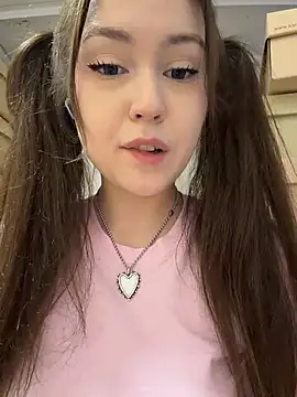 Peachy_Dream - HARD ORGASM WITH DOMI IN KFC