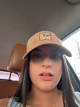 Jenn_fit - ✨ SOFI SPANKS JENN ✨