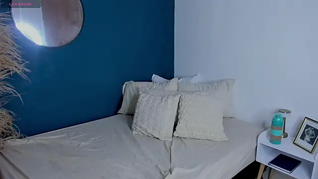 Andrea_florez1 - toy pussy play