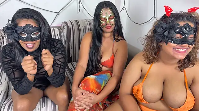 Oneki_Daffy - bottel in pussy